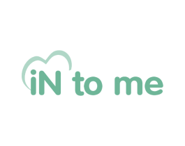 IN TO ME 第25类服装鞋帽商标图样